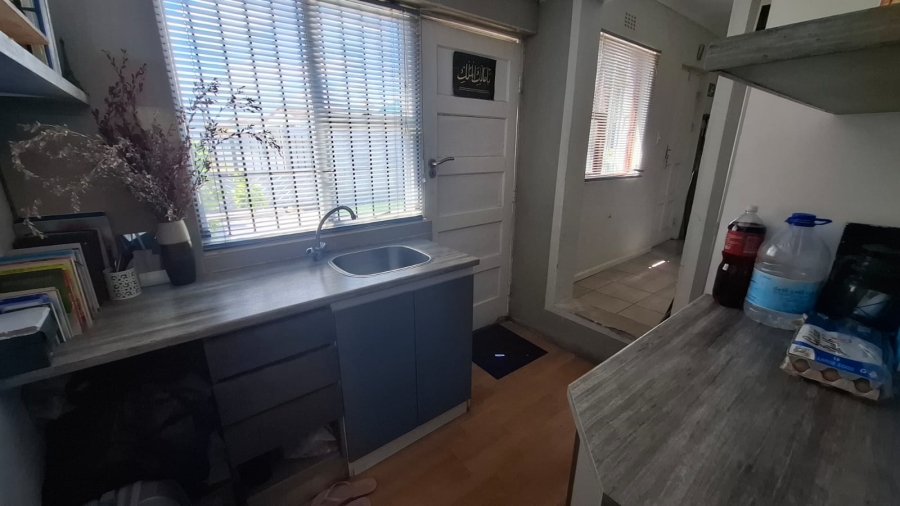 5 Bedroom Property for Sale in Westgate Western Cape